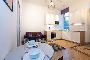 Pillo Rooms Serviced Apartments- Salford