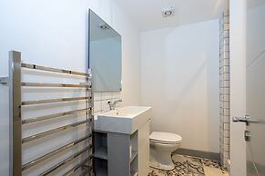 Pillo Rooms Serviced Apartments- Salford