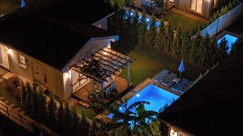SunTeos Villa Suites