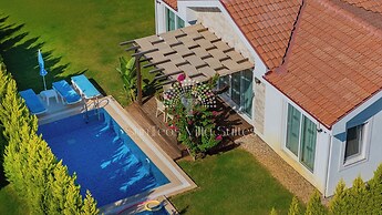 SunTeos Villa Suites
