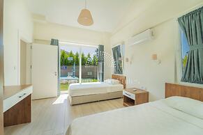 SunTeos Villa Suites