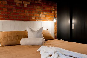 The Cobbler Hotel