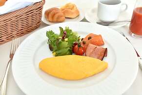 Odysis Suites Osaka Airport Hotel