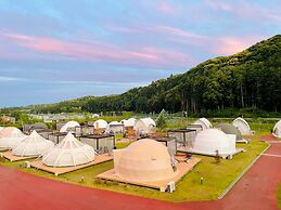 Glamping & Port