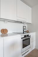 Stylish New 1BR Home with Sauna, Hosts 4 Guests