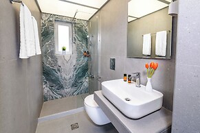 Room25