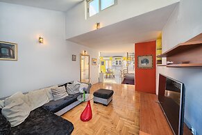 Poetry House