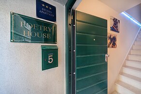 Poetry House