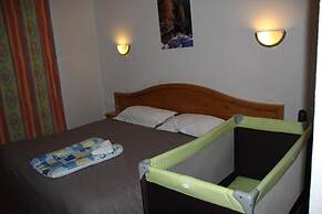 HOTEL LE CHARDON BLEU