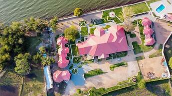 Sandmark Hotel Serengeti