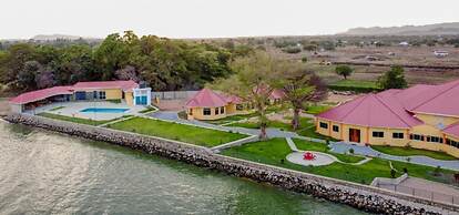 Sandmark Hotel Serengeti