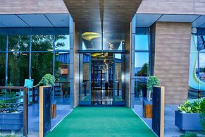 Hotel Story