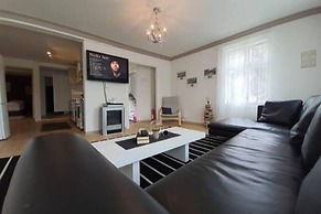 Nice & Cozy 4-rooms Apartment in Centrum Stavanger