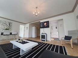 Nice & Cozy 4-rooms Apartment in Centrum Stavanger