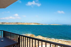 Islet Seafront 1 Bedroom Apartment