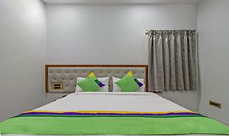 Treebo Abhi Suites, 400 M From Guntur Junction