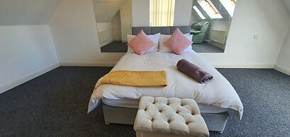 Luxury King House