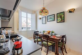 Casa Designer in Lucca