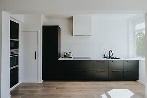Museum View - Bright and Spacious Apartment