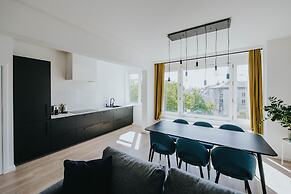 Museum View - Bright and Spacious Apartment