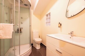 HOTEL DONOSTI