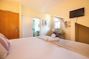 HOTEL DONOSTI