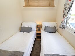3 Bed New Lodge, Sleeps 4, Pets Welcome