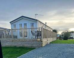 3 Bed New Lodge, Sleeps 4, Pets Welcome