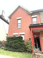 Towle House 1006