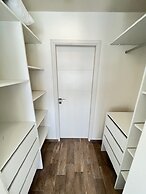 Ari aparts 440