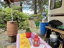 So Damn Lucky Glamping