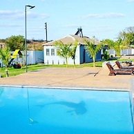 1 Oak lodge