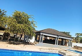 1 Oak lodge