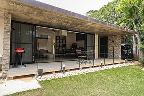 BANYAN217