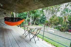 BANYAN217