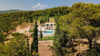 Misovounous Villa