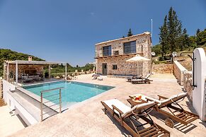 Misovounous Villa
