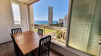 Masaryk Musk in Bat Yam