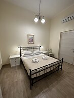 Domo Achenza Guesthouse