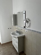 Domo Achenza Guesthouse