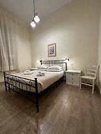 Domo Achenza Guesthouse