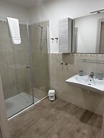 Domo Achenza Guesthouse