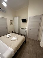 Domo Achenza Guesthouse