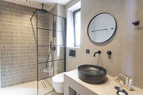 Pnoes Luxury Suites