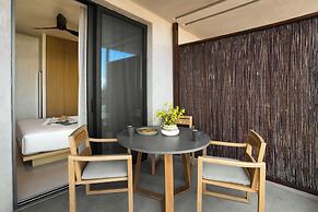 Pnoes Luxury Suites