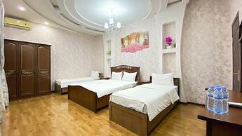 Alisher Hotel by SHOSH