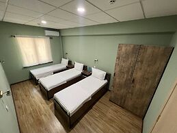 Alisher Hotel by SHOSH