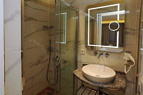 Sel Suite Hotel