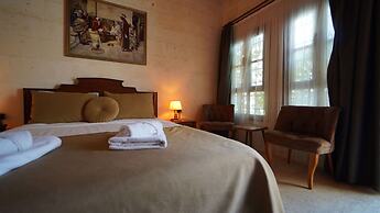 Reji Boutique Hotel