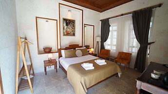 Reji Boutique Hotel